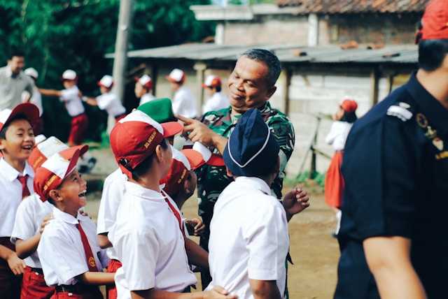 tips ospek mahasiswa baru, persiapan PKKMB, cara menghadapi senior saat ospek, ospek kampus, mengatasi grogi ospek