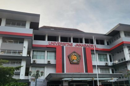 universias janabadra